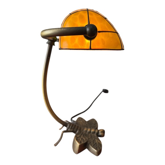 ❤️💛VTG Tiffany Style Dragonfly Multicolor Stained Glass And Bronze Accent Lamp - Picture 5 of 15